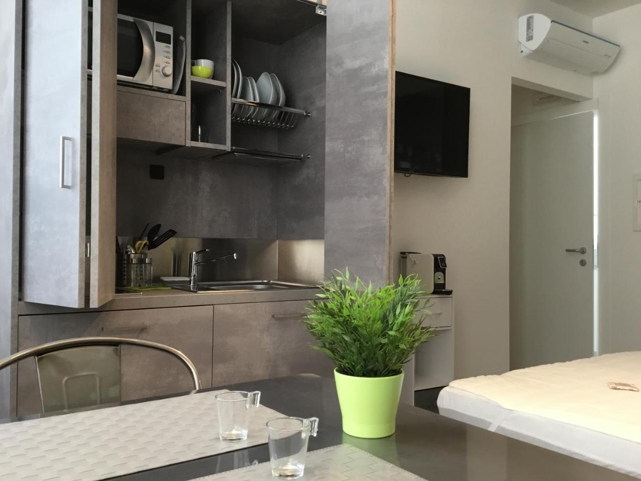 Warrest - Short Rent Apartments Milano Dış mekan fotoğraf